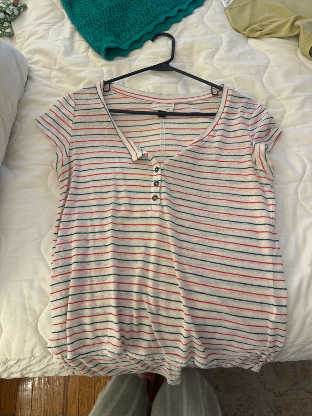 Universal Thread White Short Sleeve Henley Top with Red & Navy Stripes